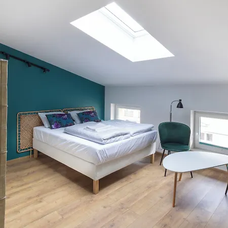 Sun & Snow Old Town Polwiejska Apartman